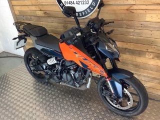 /photos/12612/79bfb7ce-261b-4d4e-9038-b3b48dbf82fa_i320x240.jpg