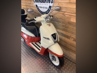 /photos/12612/93b96a4f-13df-4715-82c3-c4df87724c43_i320x240.jpg